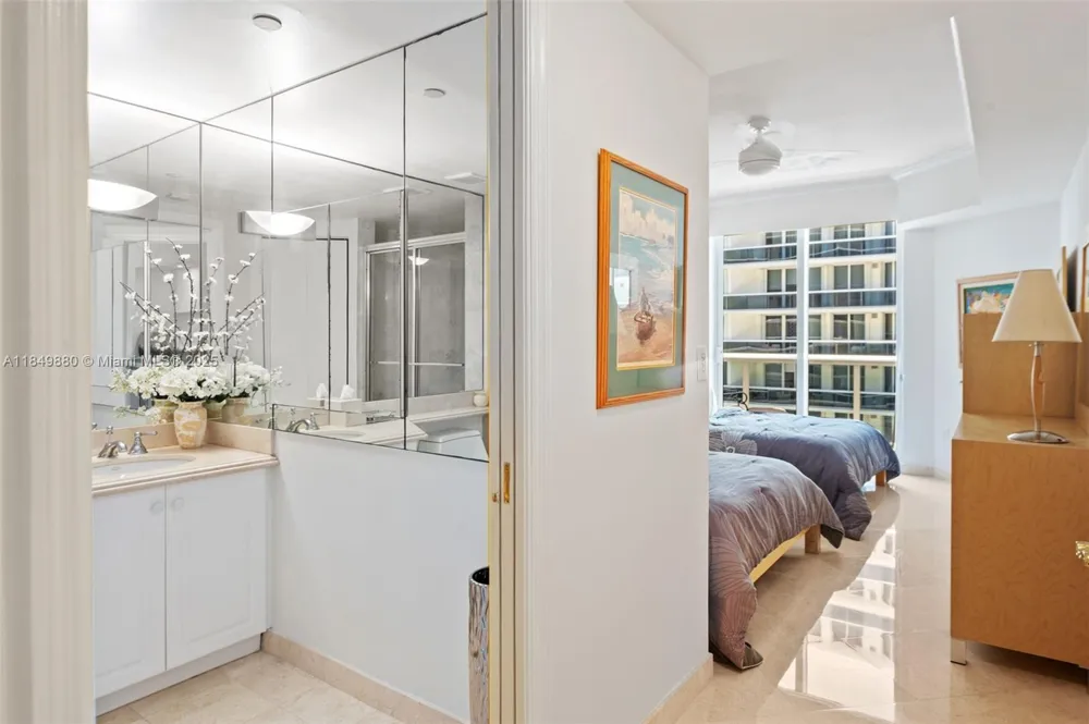 9595 Collins Ave #N7-D Surfside, FL 33154