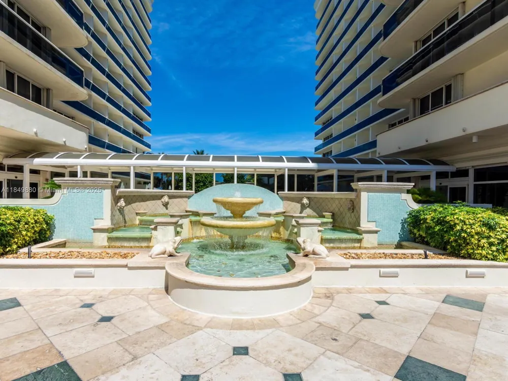 9595 Collins Ave #N7-D Surfside, FL 33154