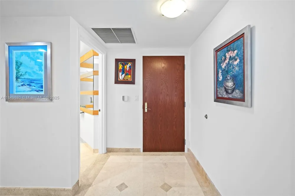 9595 Collins Ave #N7-D Surfside, FL 33154