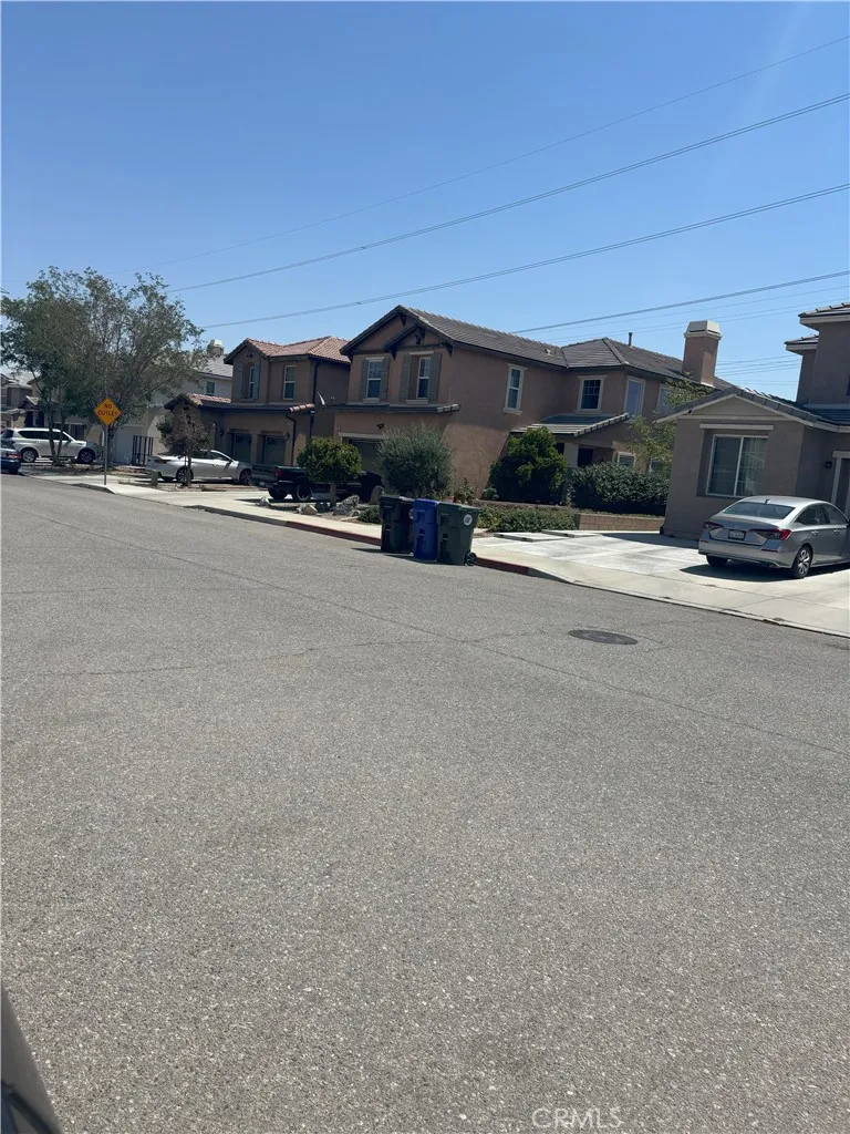 15165 Bluffside Lane Victorville, CA 92394