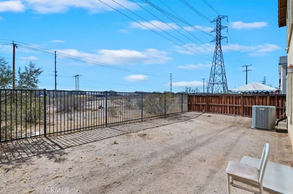 15165 Bluffside Lane Victorville, CA 92394