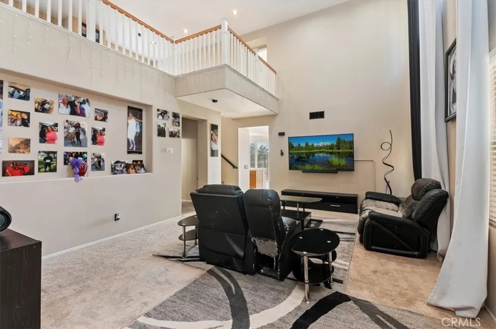 15165 Bluffside Lane Victorville, CA 92394