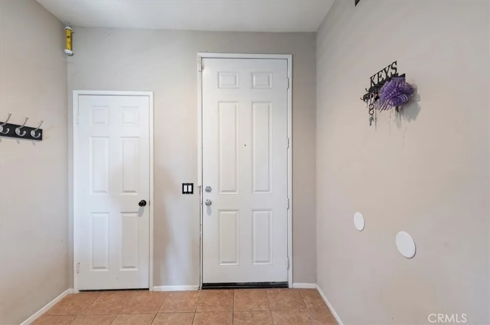 15165 Bluffside Lane Victorville, CA 92394