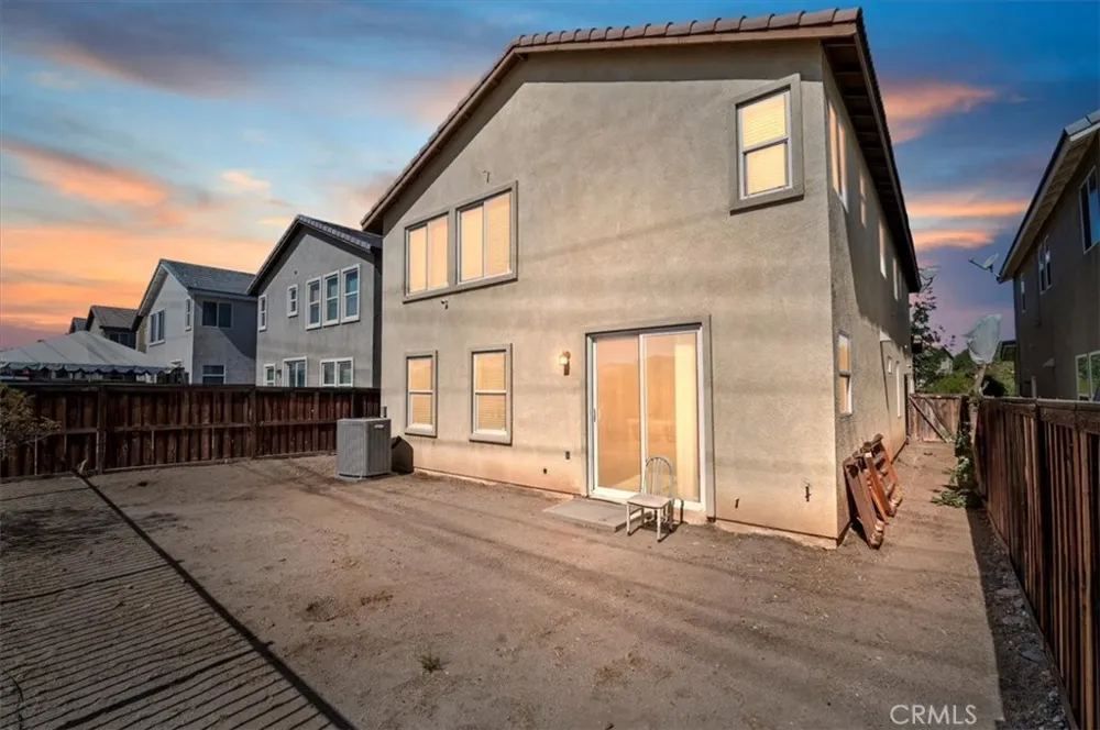 15165 Bluffside Lane Victorville, CA 92394