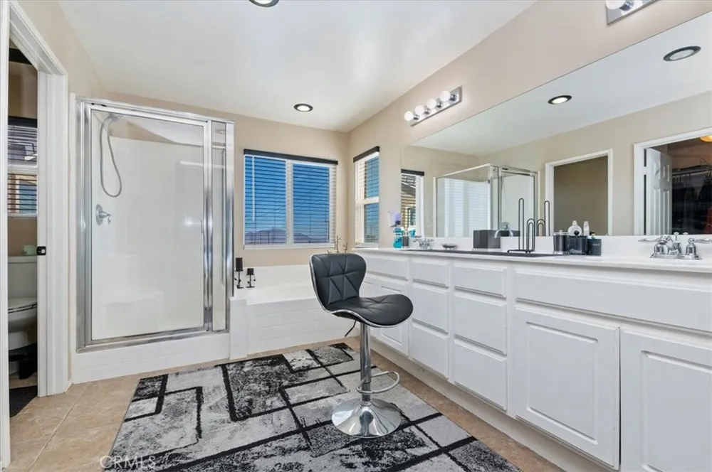 15165 Bluffside Lane Victorville, CA 92394