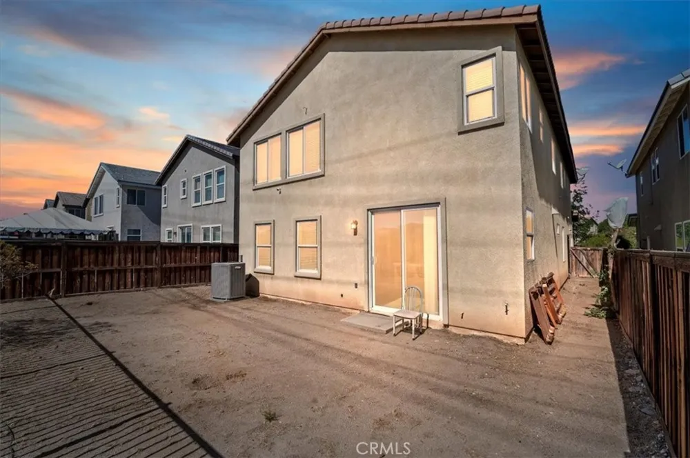 15165 Bluffside Lane Victorville, CA 92394