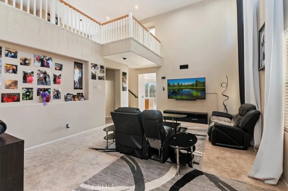 15165 Bluffside Lane Victorville, CA 92394