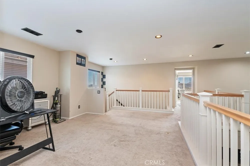 15165 Bluffside Lane Victorville, CA 92394