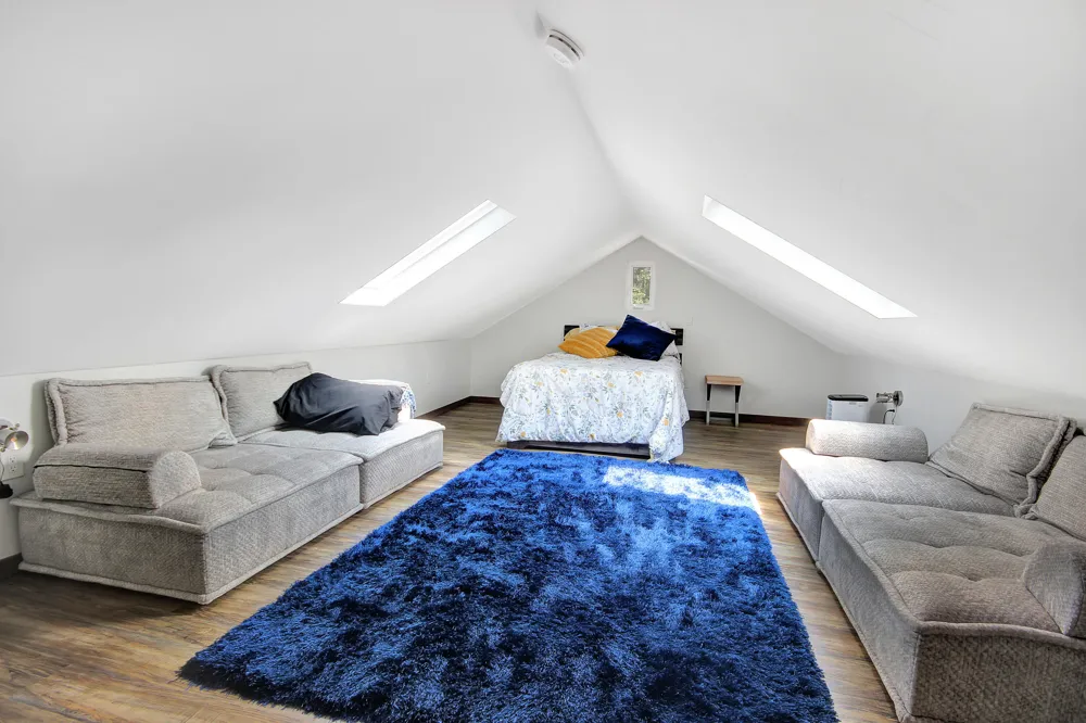 629 S Lakeview Drive Lowell, IN 46356