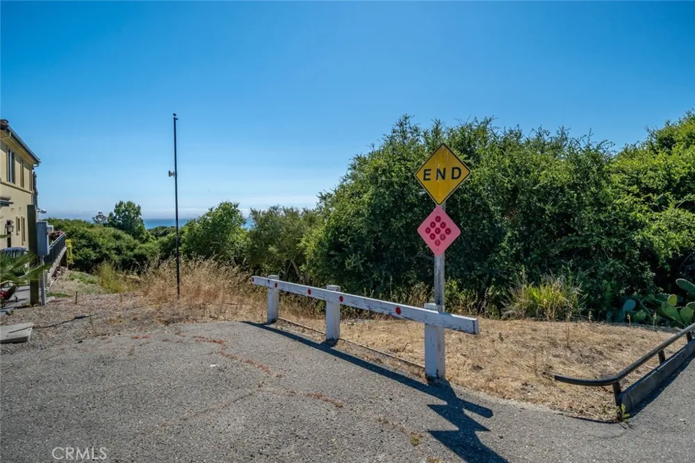 991 Visalia Street Pismo Beach, CA 93449