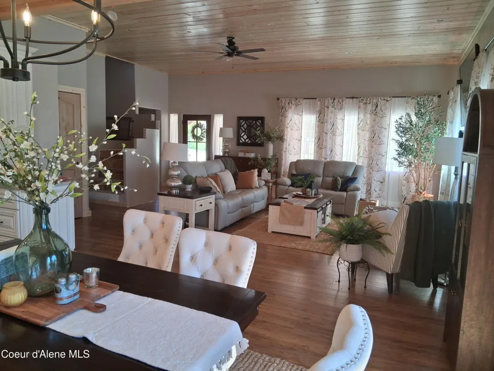 16 Elk Horn Clark Fork, ID 83811
