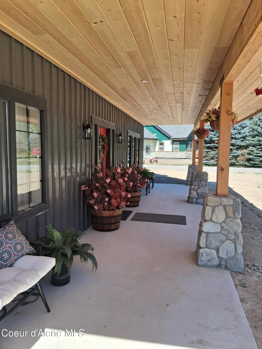 16 Elk Horn Clark Fork, ID 83811