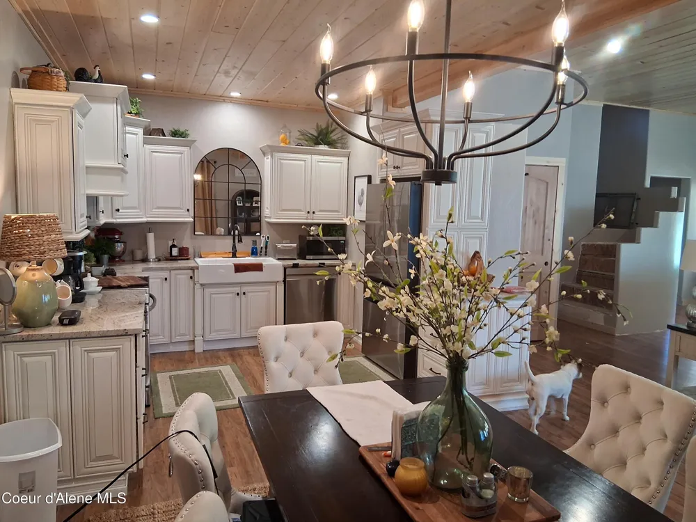 16 Elk Horn Clark Fork, ID 83811