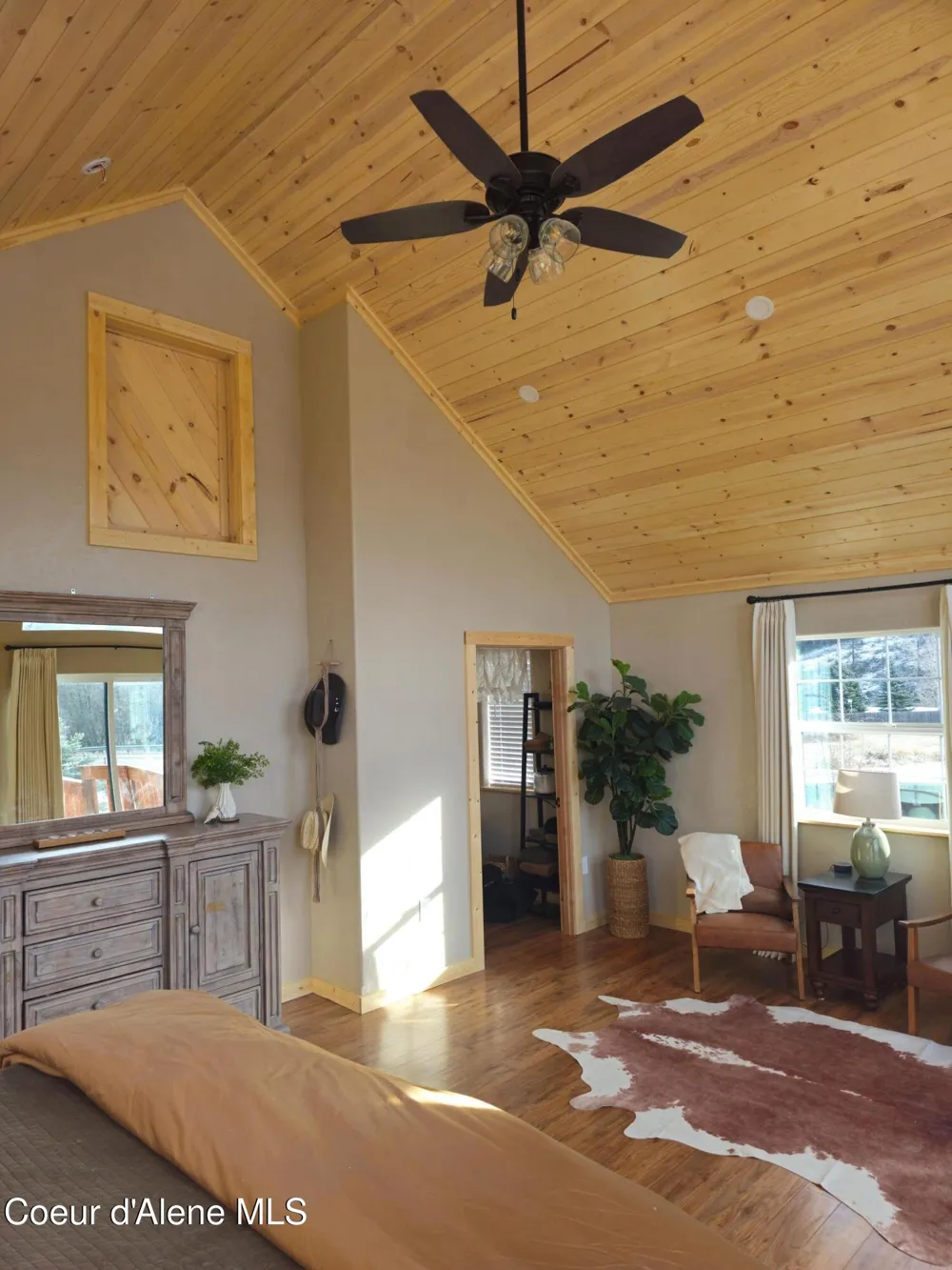 16 Elk Horn Clark Fork, ID 83811