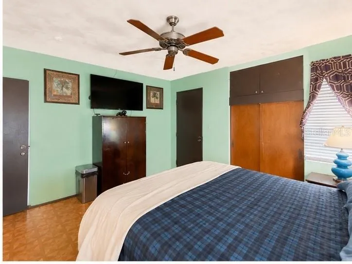 1517 GRANDVIEW AVENUE Daytona Beach, FL 32118