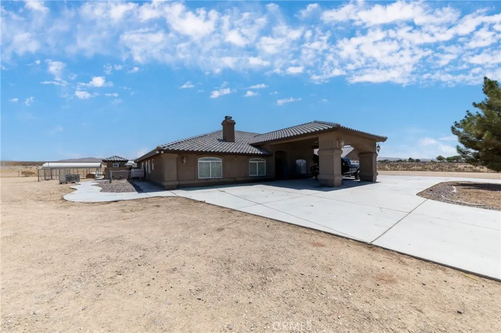 24625 Ledbury Road Oro Grande, CA 92368