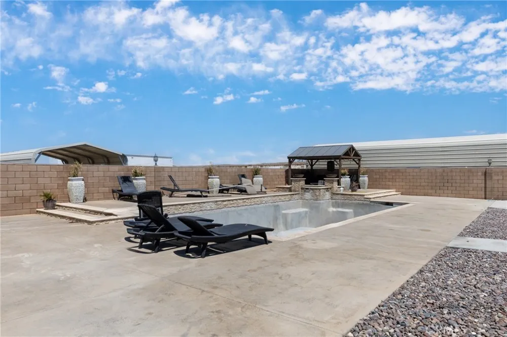 24625 Ledbury Road Oro Grande, CA 92368