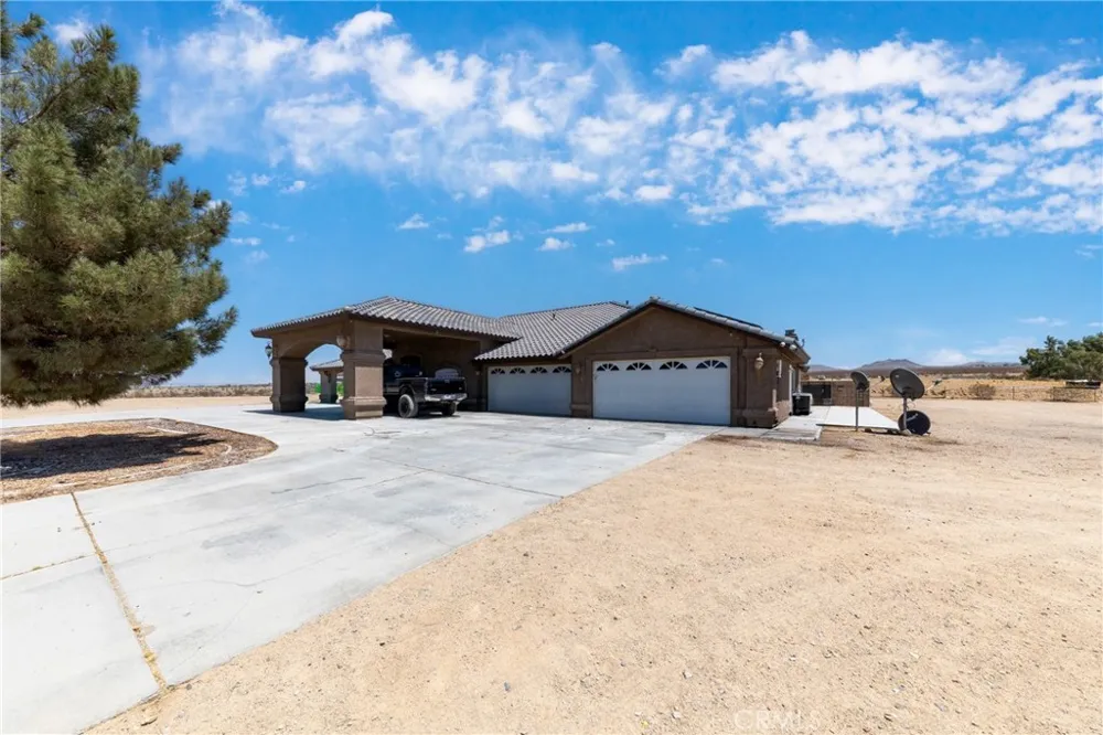 24625 Ledbury Road Oro Grande, CA 92368
