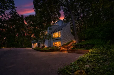 15511 Afton Hills Drive S