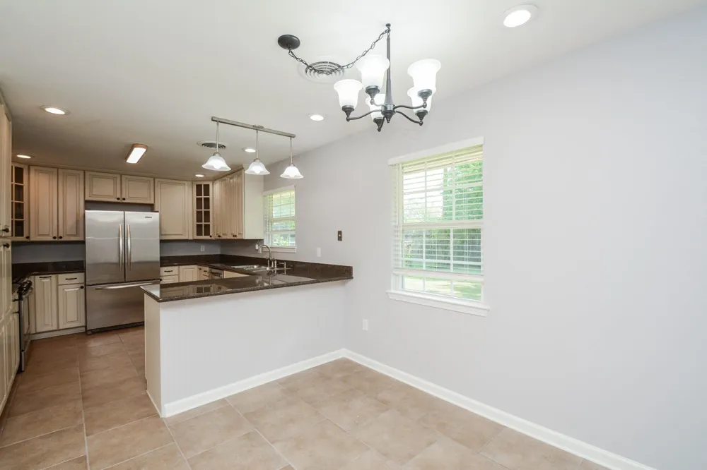 3323 Westview Street Shoreacres, TX 77571