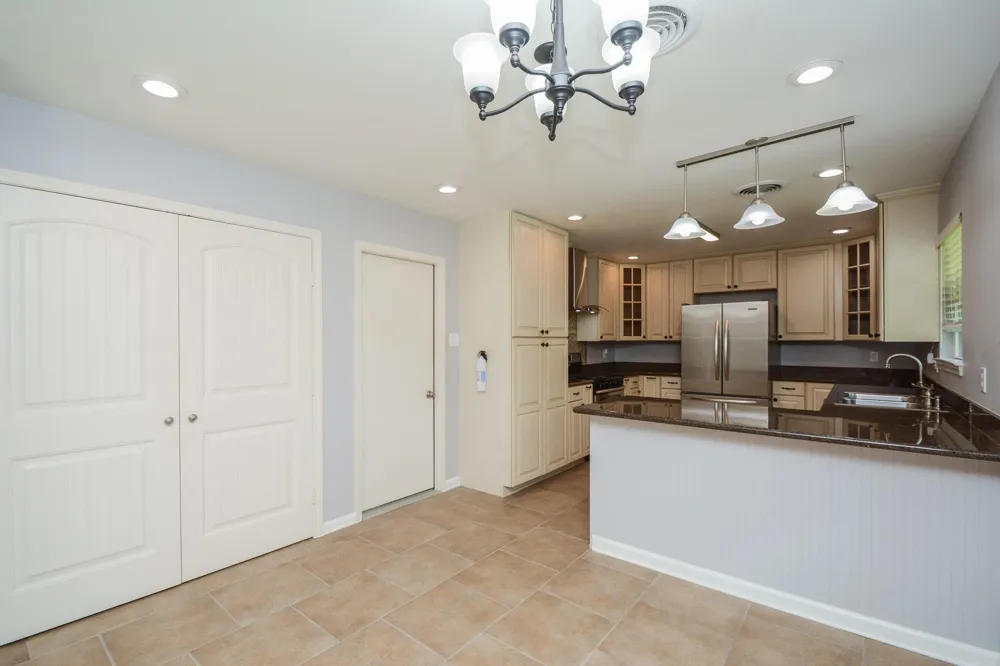 3323 Westview Street Shoreacres, TX 77571