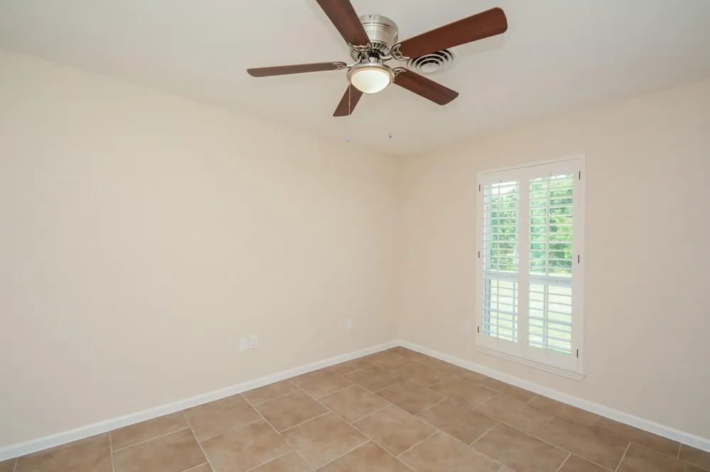 3323 Westview Street Shoreacres, TX 77571