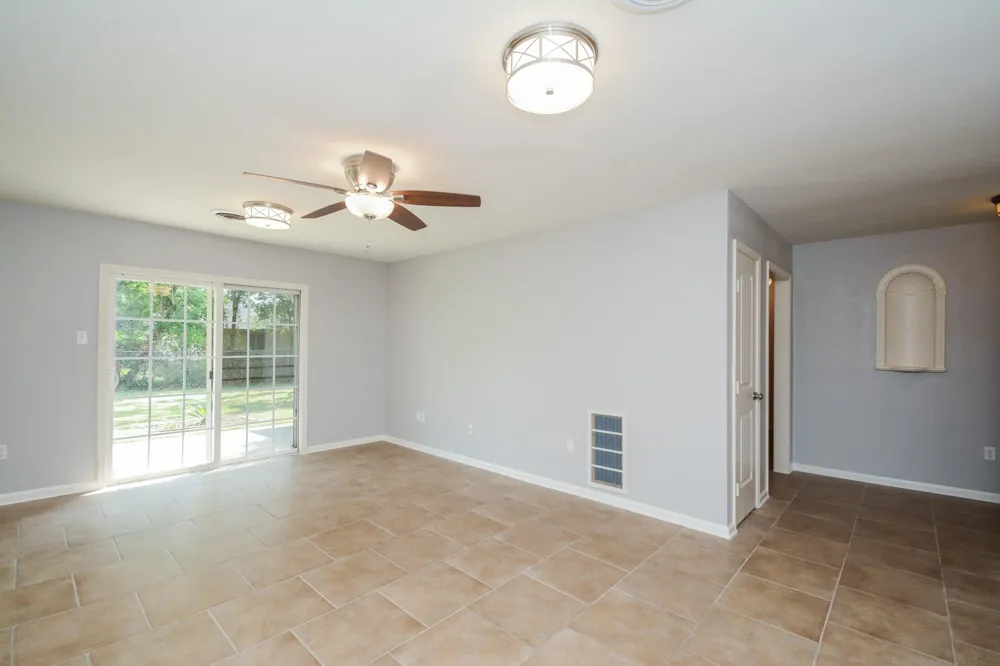 3323 Westview Street Shoreacres, TX 77571