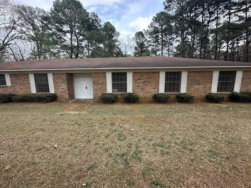 2704 Park Drive Marshall, TX 75670