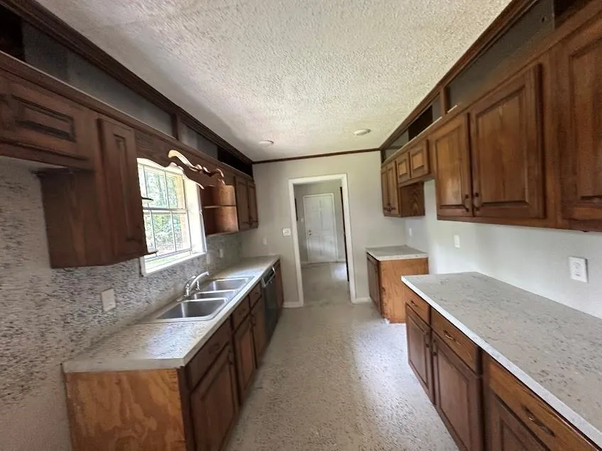 2704 Park Drive Marshall, TX 75670