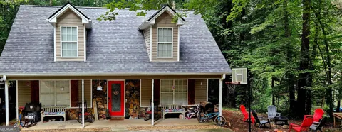 573 PELICAN CIR