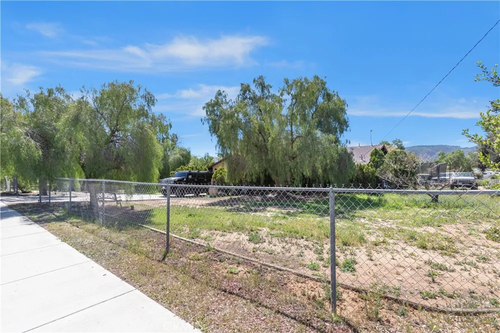 24585 Adams Avenue Murrieta, CA 92562