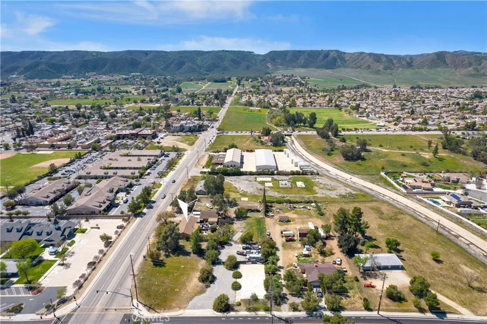 24585 Adams Avenue Murrieta, CA 92562