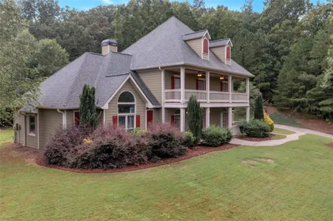 100 Hardwood Lane