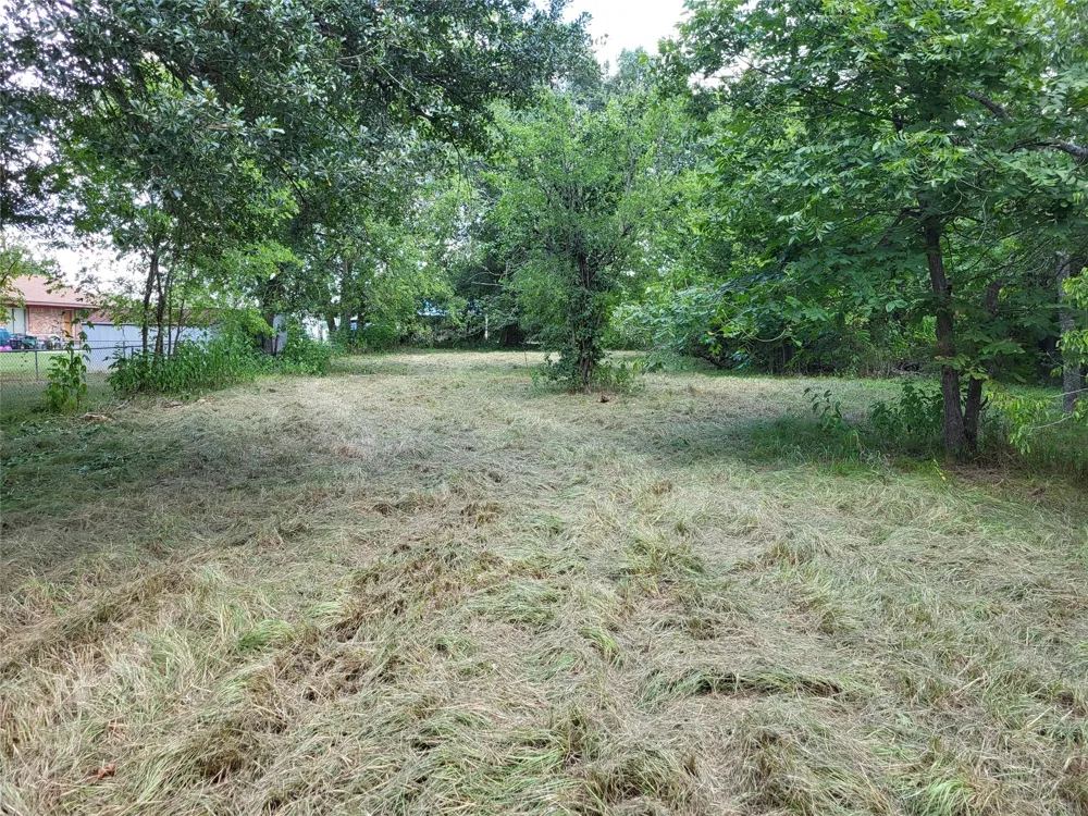 1 Henderson Boulevard Groesbeck, TX 76642