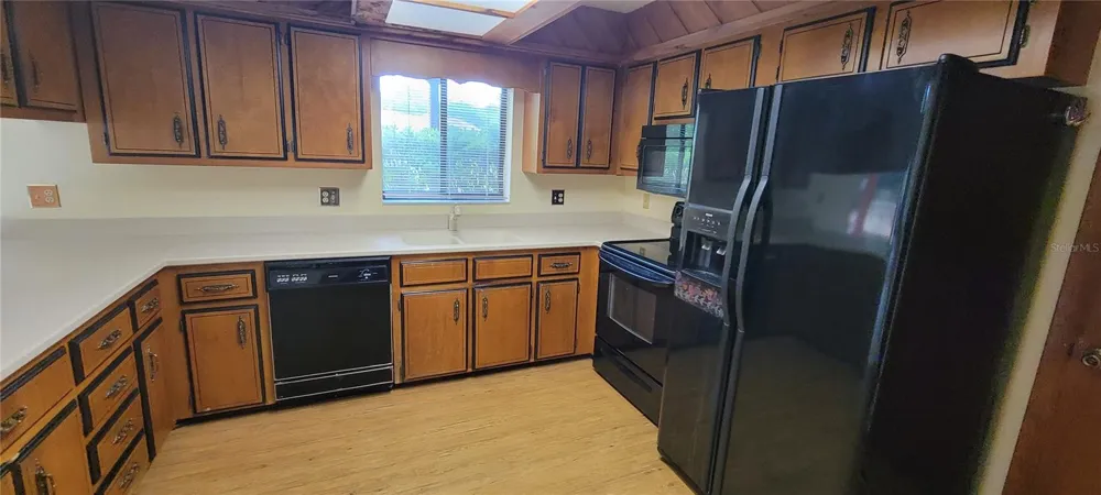 1631 NW 94TH STREET Gainesville, FL 32606