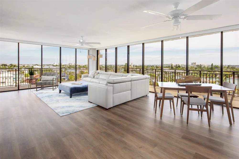 7650 BAYSHORE DRIVE #606 Treasure Island, FL 33706