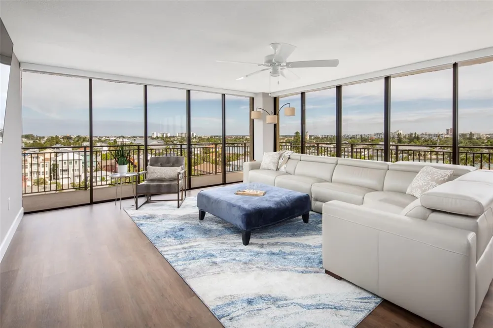 7650 BAYSHORE DRIVE #606 Treasure Island, FL 33706