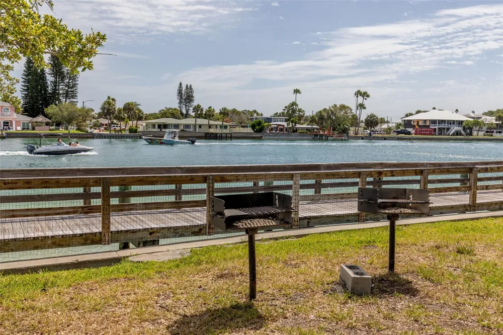 7650 BAYSHORE DRIVE #606 Treasure Island, FL 33706