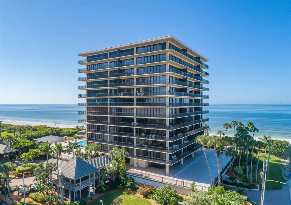 7650 BAYSHORE DRIVE #606 Treasure Island, FL 33706