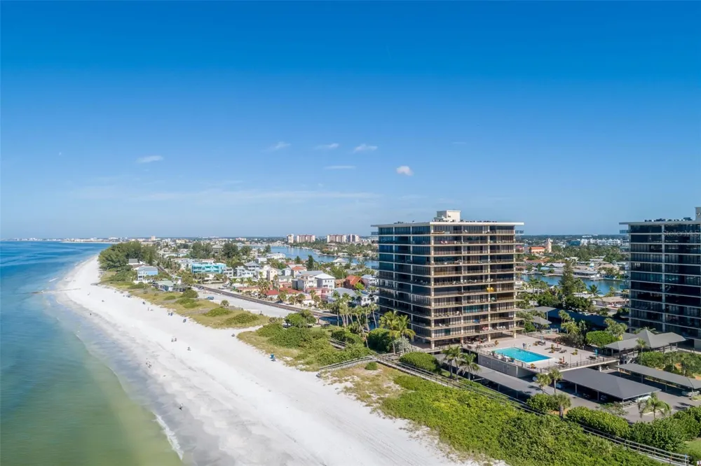 7650 BAYSHORE DRIVE #606 Treasure Island, FL 33706