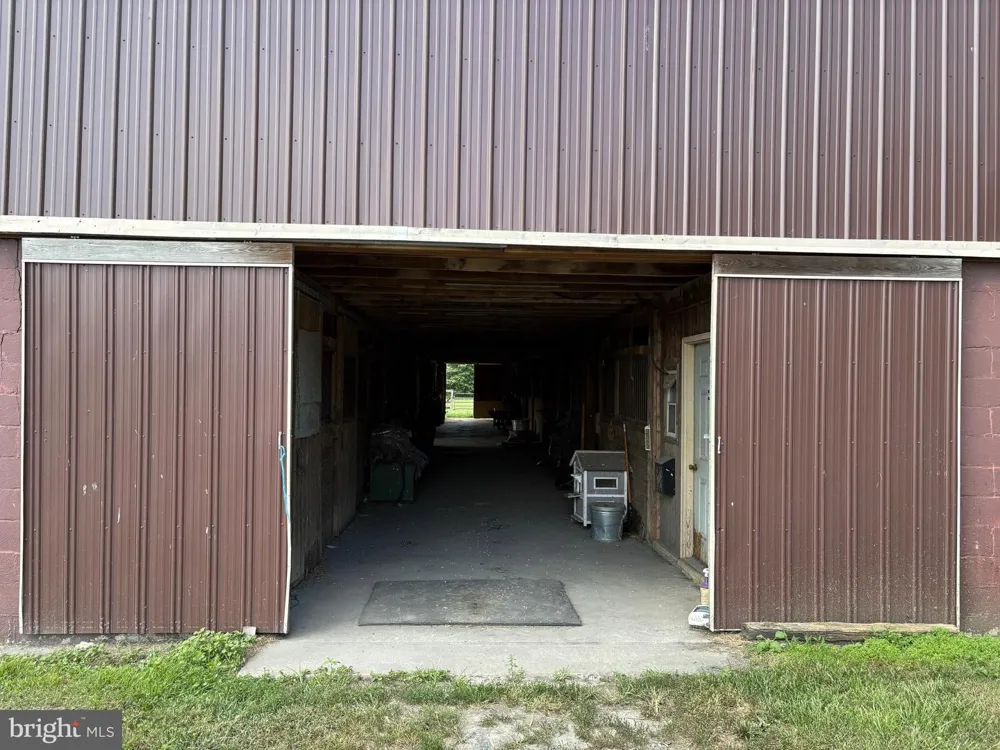 36 WHITE PINE ROAD Chesterfield, NJ 08515