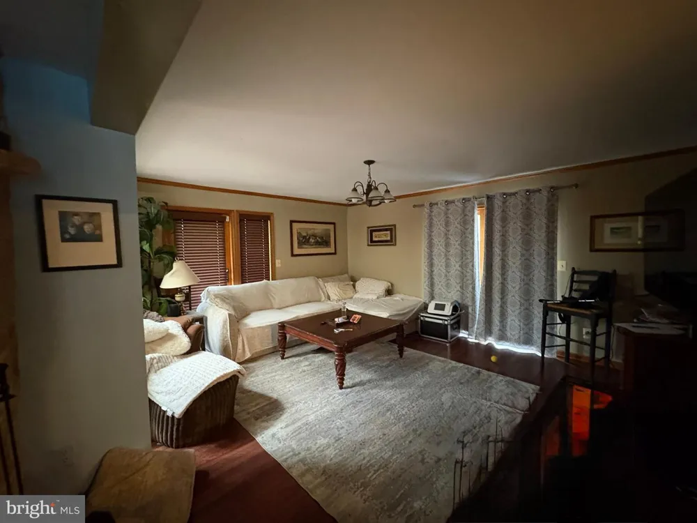 36 WHITE PINE ROAD Chesterfield, NJ 08515
