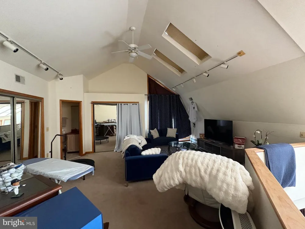 36 WHITE PINE ROAD Chesterfield, NJ 08515
