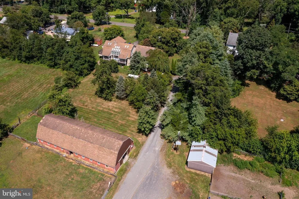 36 WHITE PINE ROAD Chesterfield, NJ 08515