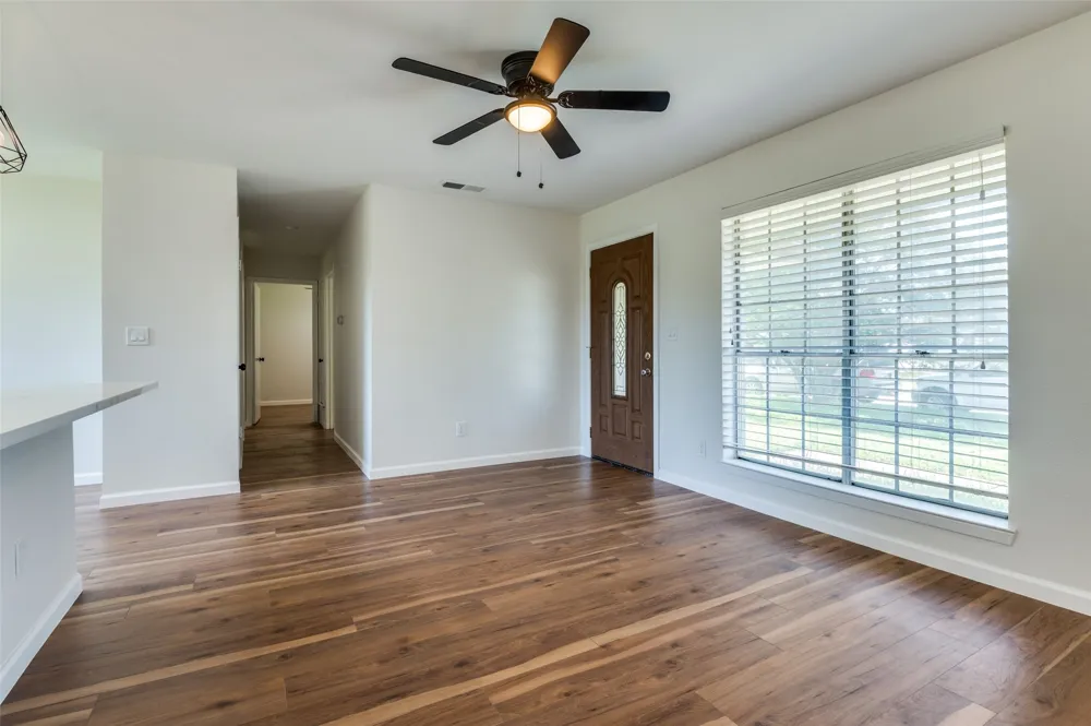 14217 Carla Drive Balch Springs, TX 75180