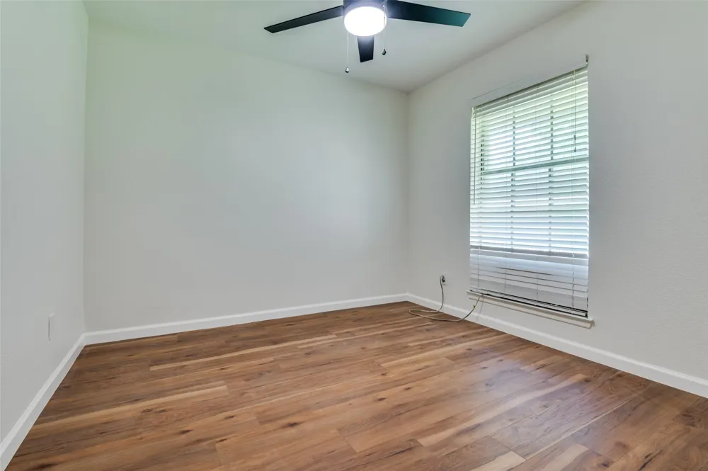14217 Carla Drive Balch Springs, TX 75180