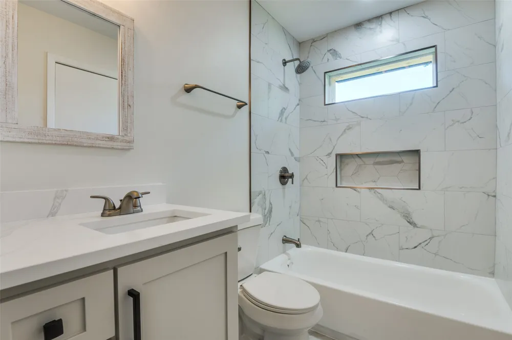 14217 Carla Drive Balch Springs, TX 75180