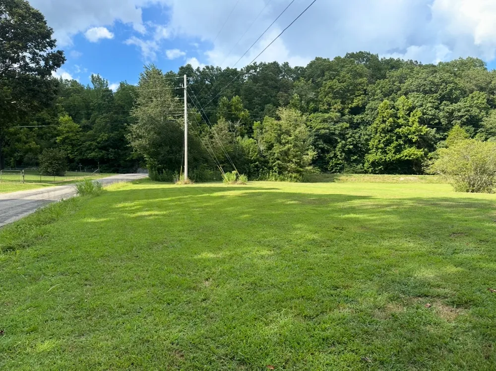 8884 Highway 412 W Linden, TN 37096