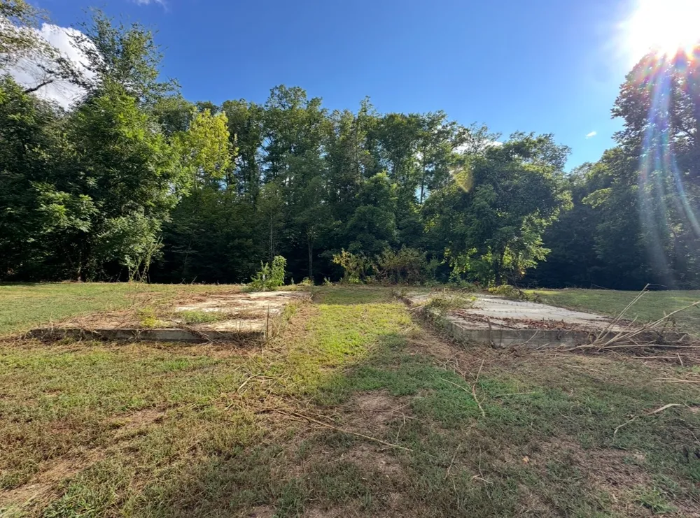 8884 Highway 412 W Linden, TN 37096