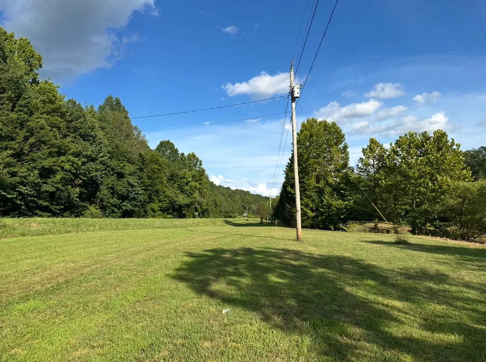 8884 Highway 412 W Linden, TN 37096